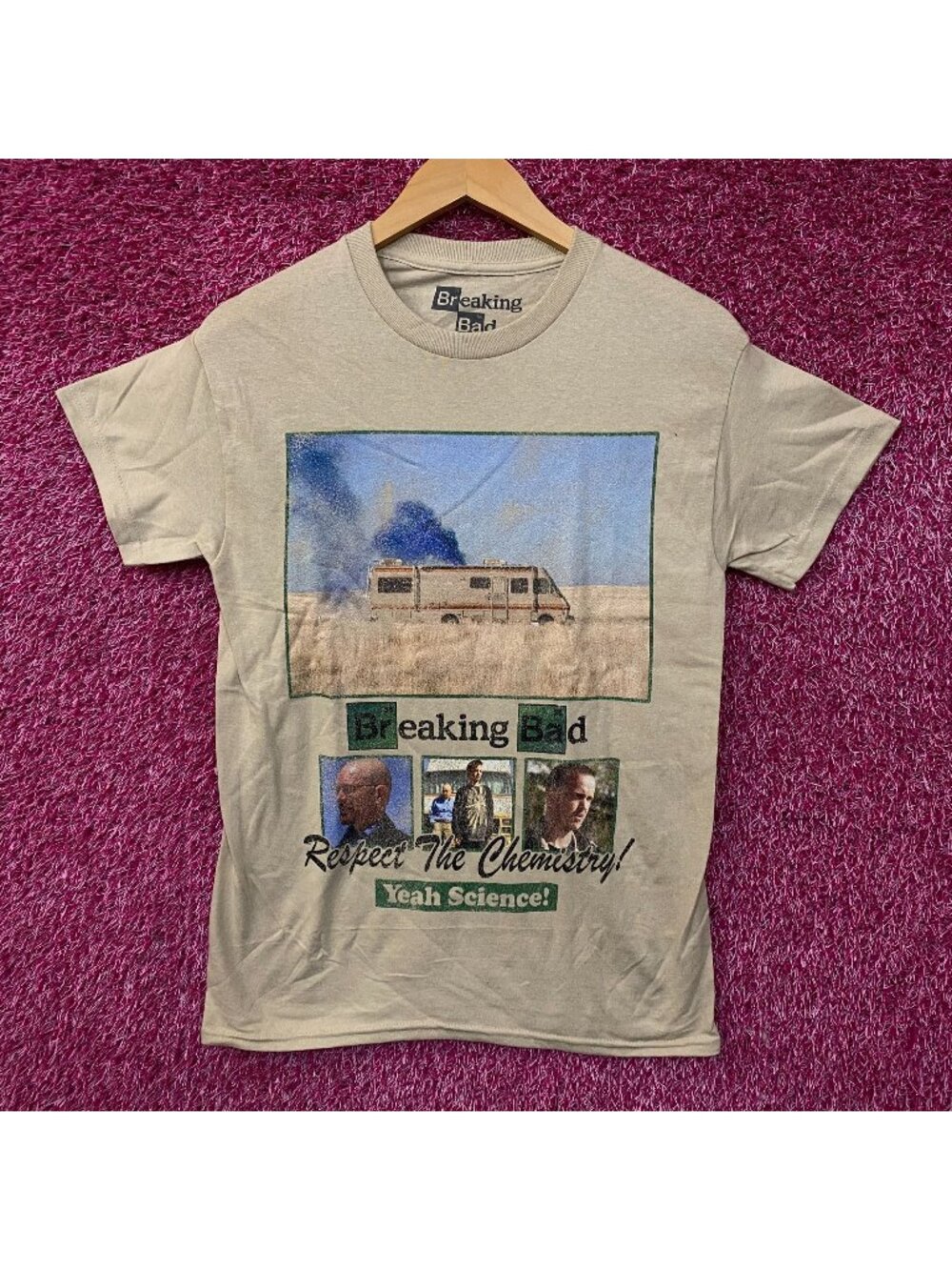 Breaking Bad Respect The Chemistry Yeah Science Graphic T-Shirt Small